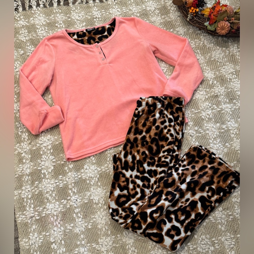 XOXO Pink & Animal Print Pajama & Socks Gift Set Size M